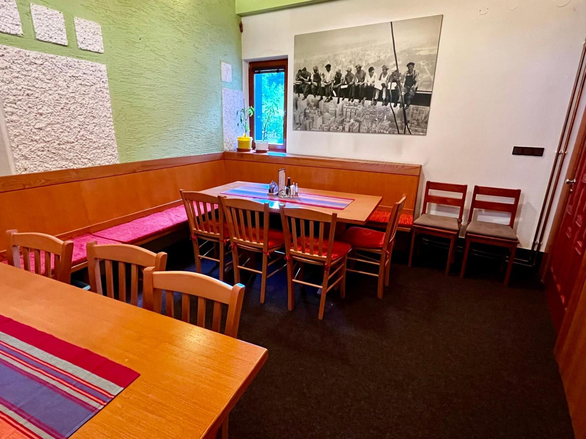 伊泽拉河畔亚布洛内茨 泽曼库旅馆酒店 外观 照片