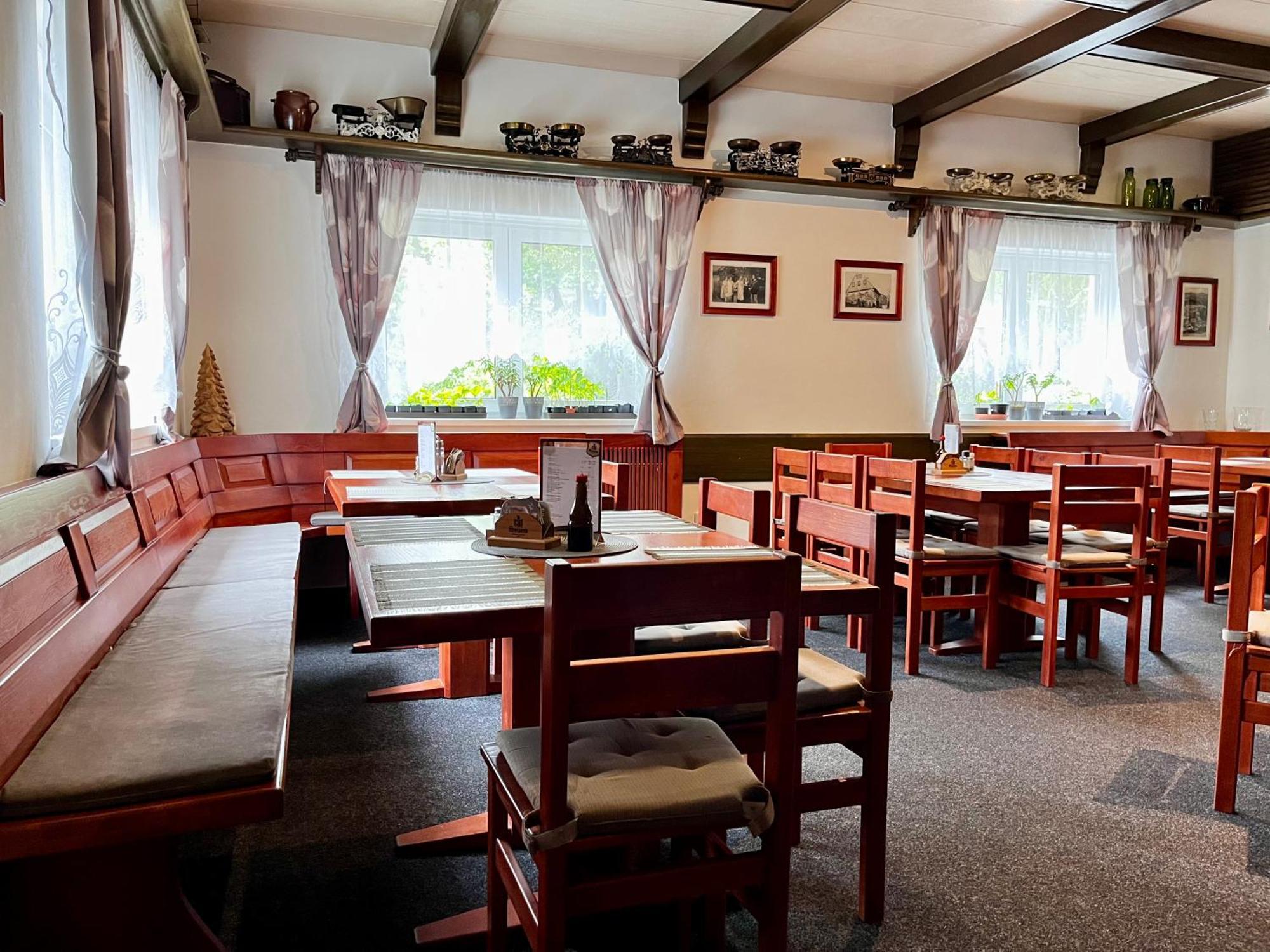伊泽拉河畔亚布洛内茨 泽曼库旅馆酒店 外观 照片